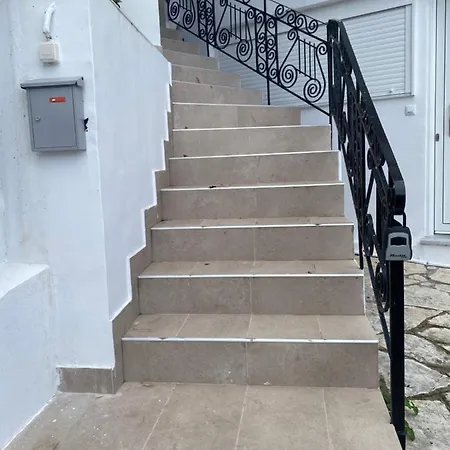 Spyros Perigiali Houses Apartment